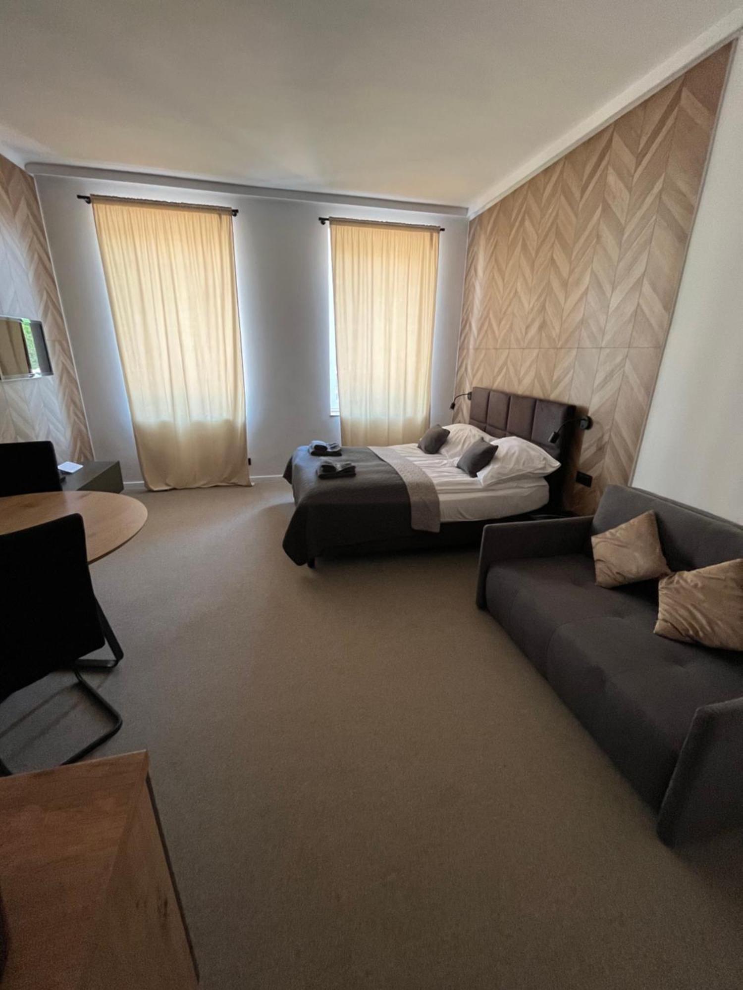 Gamler Apartments By Letrent Zyrardow Luaran gambar